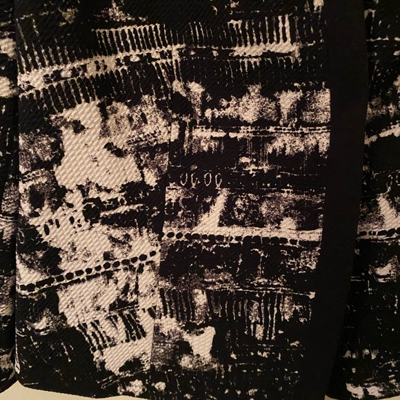 Nine West Women’s Black/White Short Jacket -Open Front -Sz 14 -fully lined - Picture 4 of 13